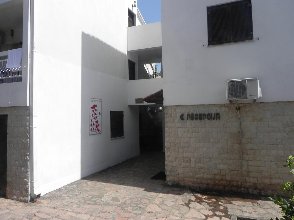 Holiday Park Vile Park Μπούντβα Εξωτερικό φωτογραφία