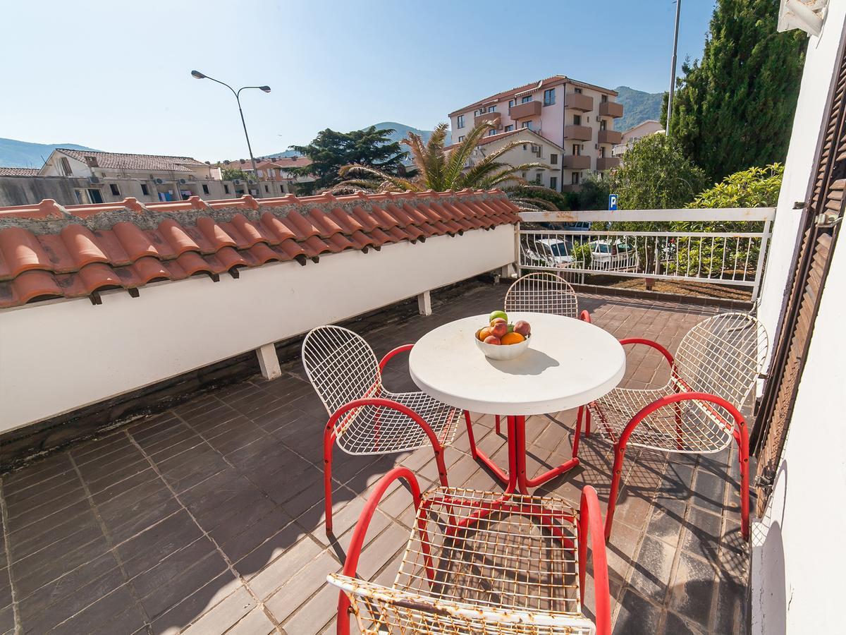 Holiday Park Vile Park Μπούντβα Εξωτερικό φωτογραφία