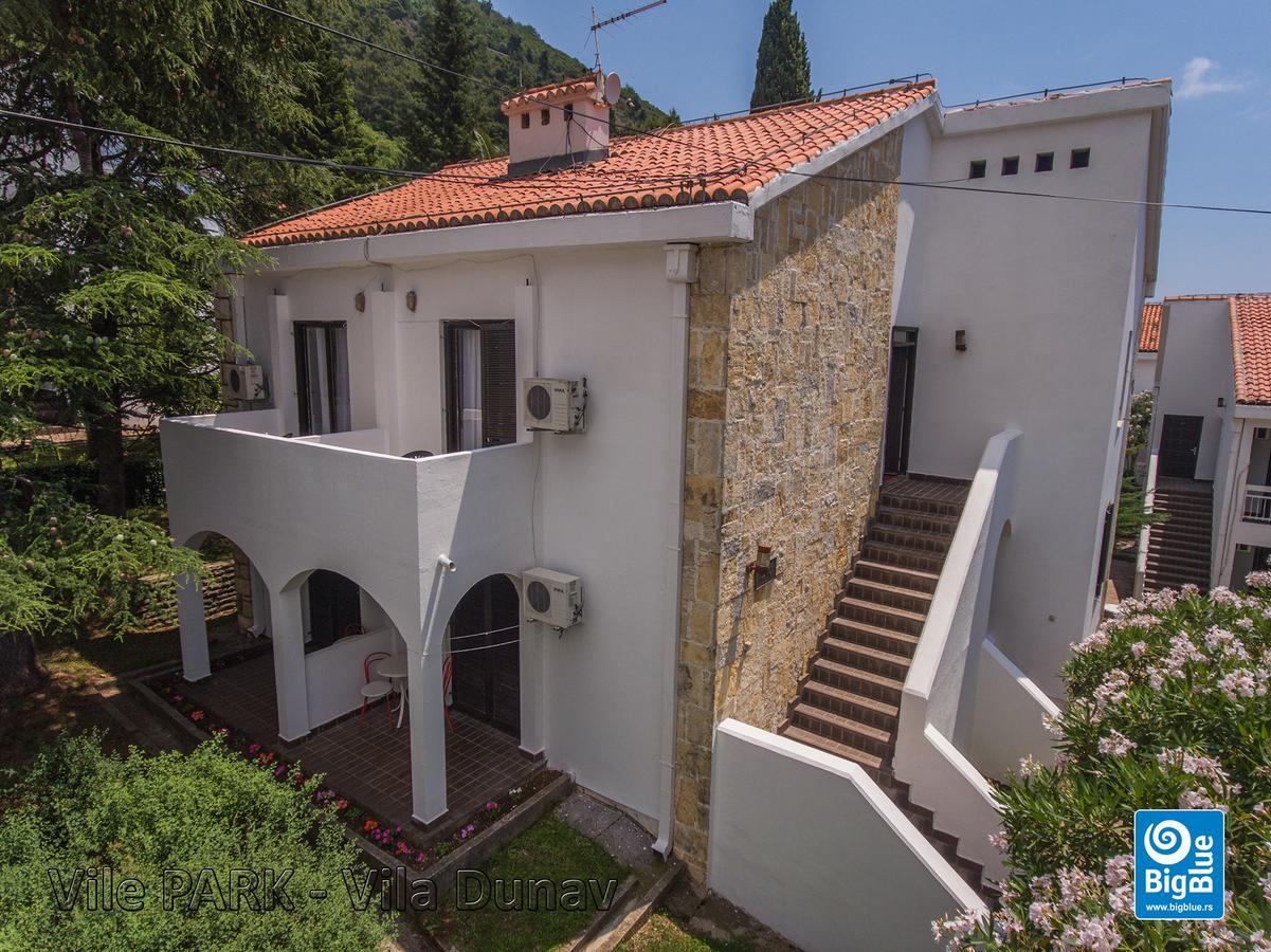 Holiday Park Vile Park Μπούντβα Εξωτερικό φωτογραφία