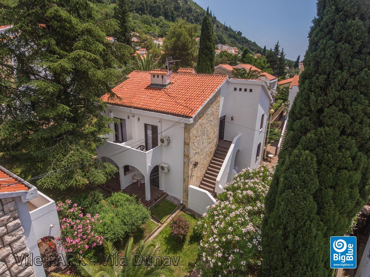 Holiday Park Vile Park Μπούντβα Εξωτερικό φωτογραφία
